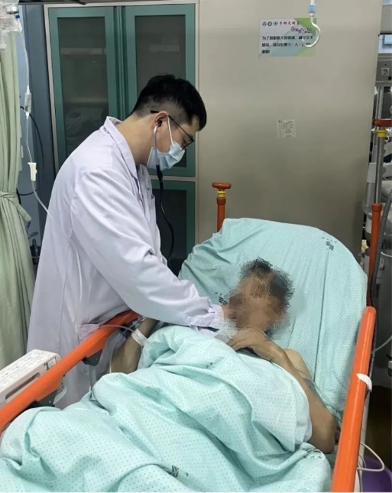 一碗下肚，中毒变“紫”了！这道菜很多人爱吃……