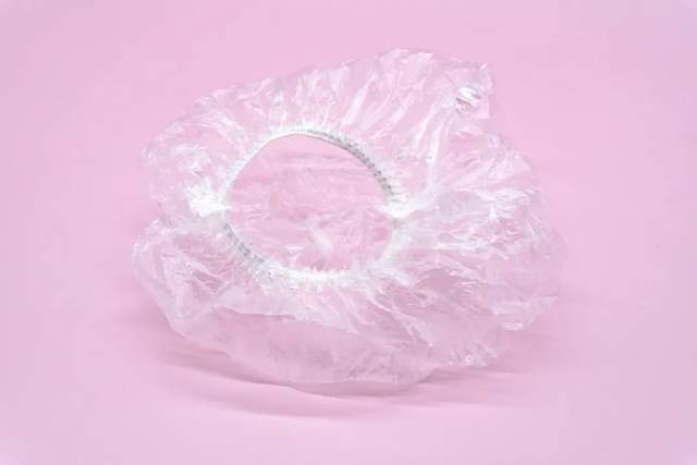 “一次性浴帽”罩菜保鲜？专家揭秘真相