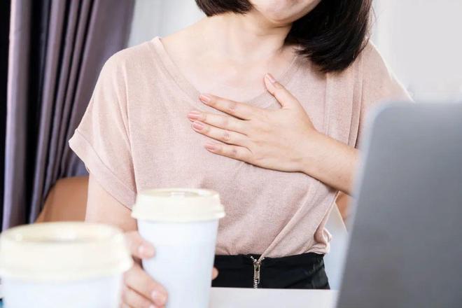 这8类人真的要少喝咖啡！