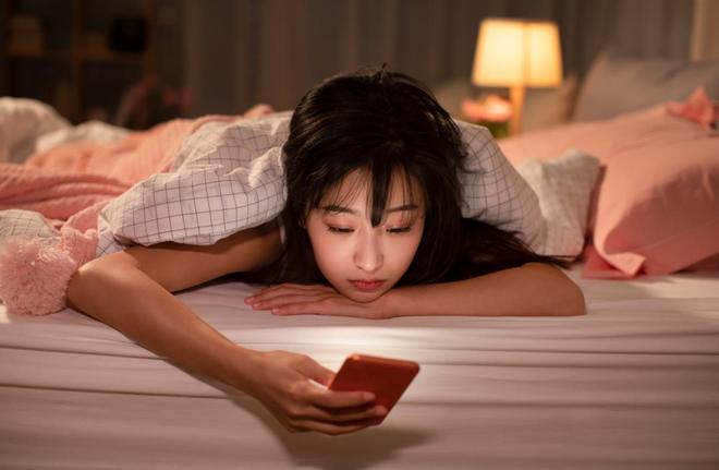 别在深夜刷购物软件！这些“冲动消费”陷阱你不得不防