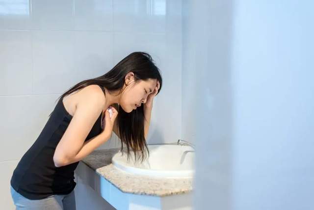 孕吐也能致命？警惕妊娠剧吐风险