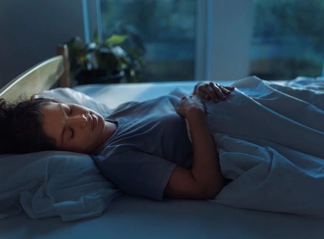 睡觉时身体突然“抖一下”，真是大脑怕你死了？