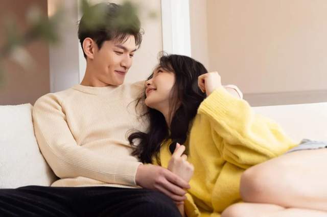 一见钟情还是日久生情？科学告诉你哪种更长久
