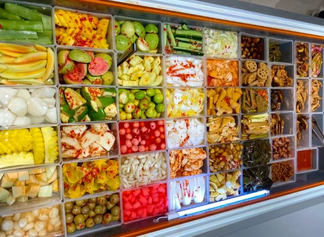 北方人没见过的广西水果神仙吃法，酸辣爽上头