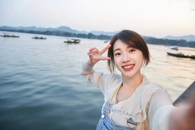“出片式旅行”正在毁掉当代人的假期